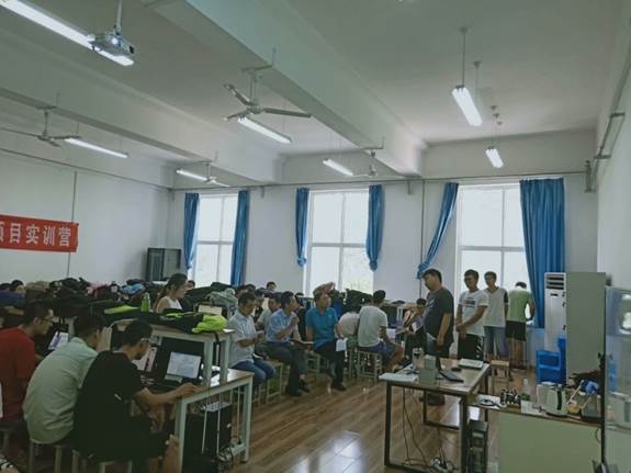说明: http://a2.qpic.cn/psb?/V1136sgm1SPHyb/KQ0ifWdZf9dqKuTX69IefzBKZ4IVxSHoBIK1N0Z3KzQ!/b/dCEBAAAAAAAA&ek=1&kp=1&pt=0&bo=VQhABlUIQAYRECc!&tl=1&vuin=2253392887&tm=1531710000&sce=50-1-1&rf=viewer_311